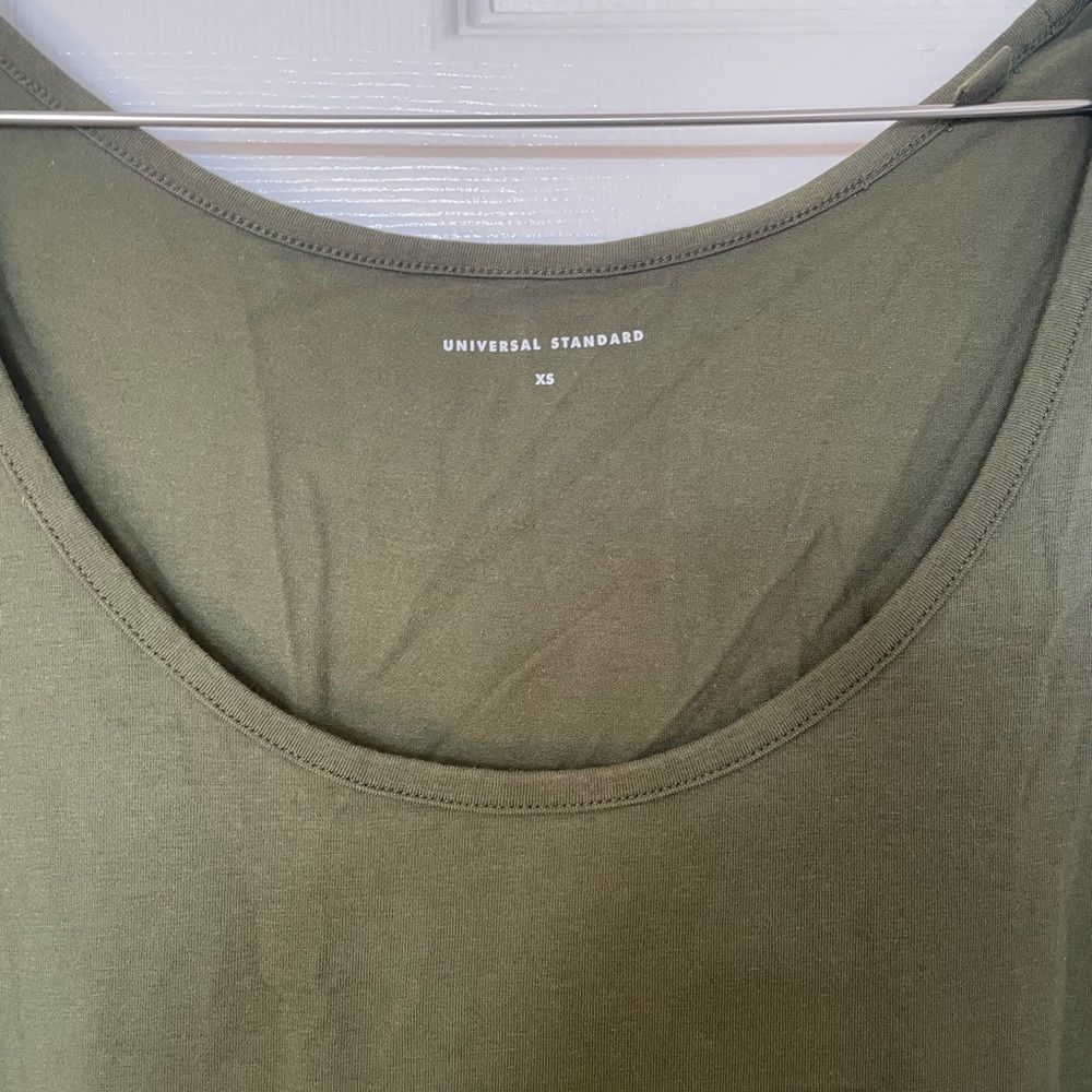 Universal Standard Geneva Tank Dress (XS universal standard sizing, 10-12) - Picture 3 of 5